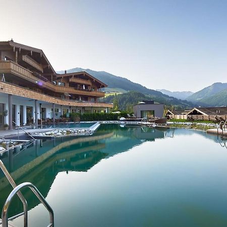 Der Boeglerhof - Pure Nature Spa Resort アルプバッハ エクステリア 写真