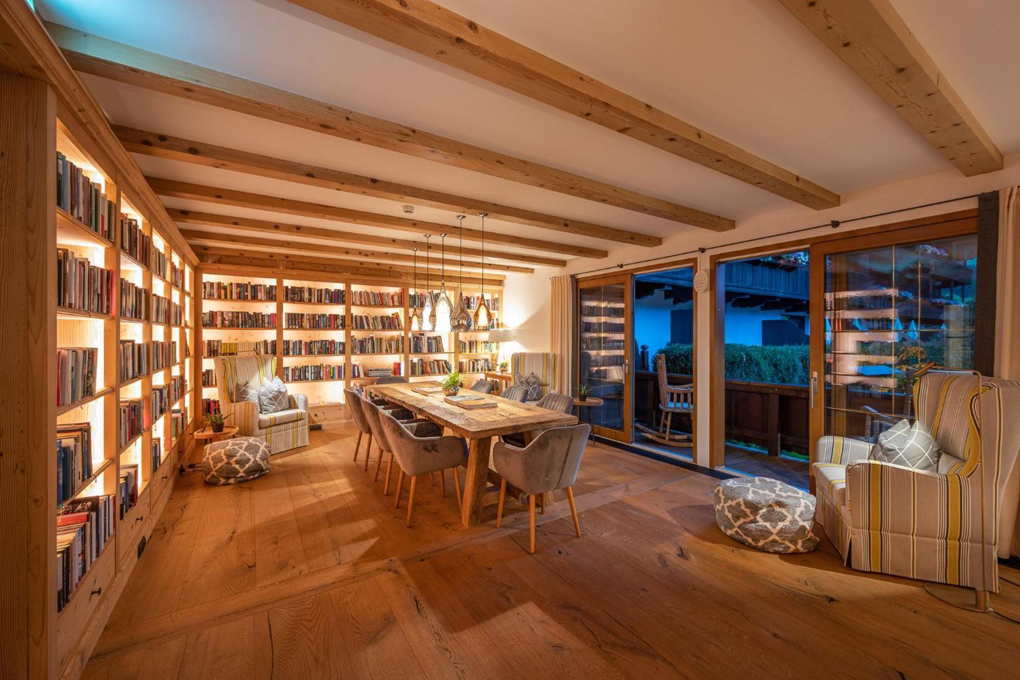 Der Boeglerhof - Pure Nature Spa Resort アルプバッハ エクステリア 写真